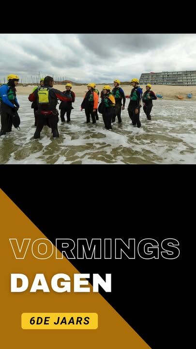 Zee, golven en veel zotte momenten. 🌊
#terugblik #vormingsdagen #plezieraanzee